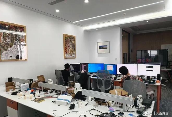 网传一机器人创业公司坚持3个月解散！年初账上150多万只剩12万(图1)