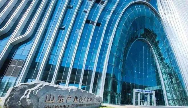 必一运动：金思宇：中国车企智能化发展：现状、挑战与未来路径(图5)