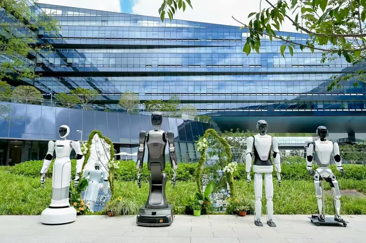 从让机器人生产机器人到给工厂一个智能体大脑：5000亿市值巨头如何驶向AI新大陆？(图7)