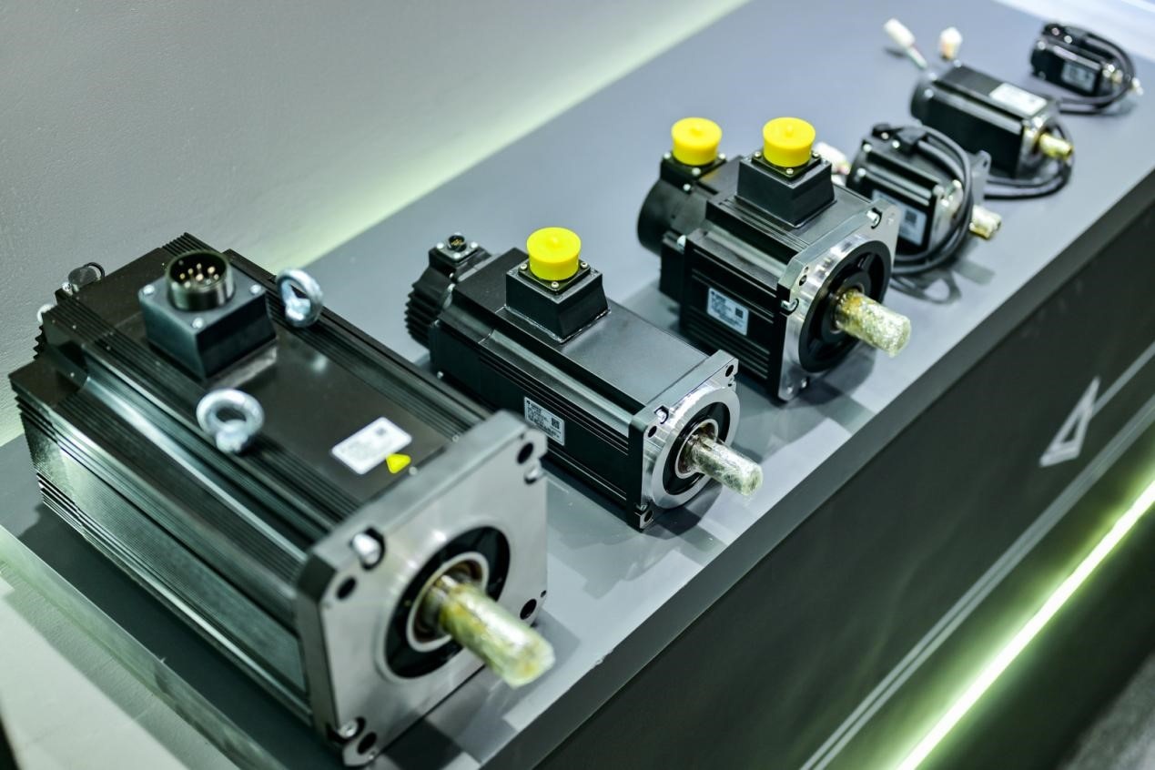 必一运动科技：格力智能装备亮相工博会：精工品质自主研发创新赋能行业发展(图5)