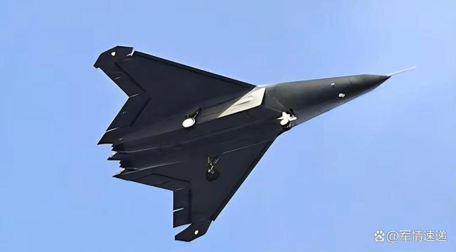 必一运动：歼-50再次低空试飞有何细节空速管消失引关注(图4)