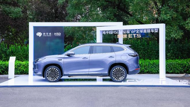 地平线HSD实测：一段式端到端老司机级驾乘感(图8)