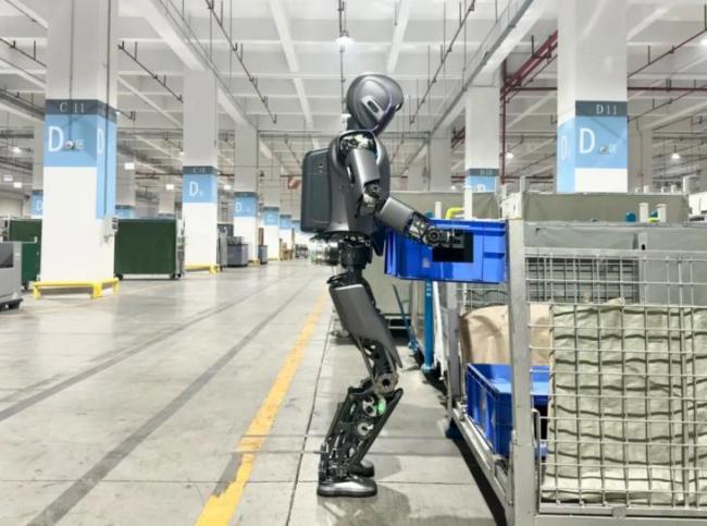 车企抢滩机器人赛道智能化转型加速(图5)