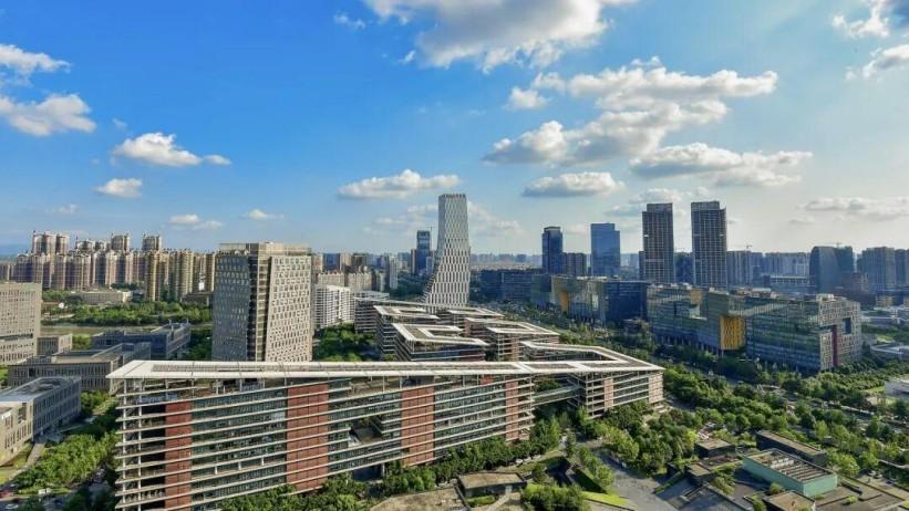 AI如何守护银龄生活？成都智慧康养机器人来了！(图10)