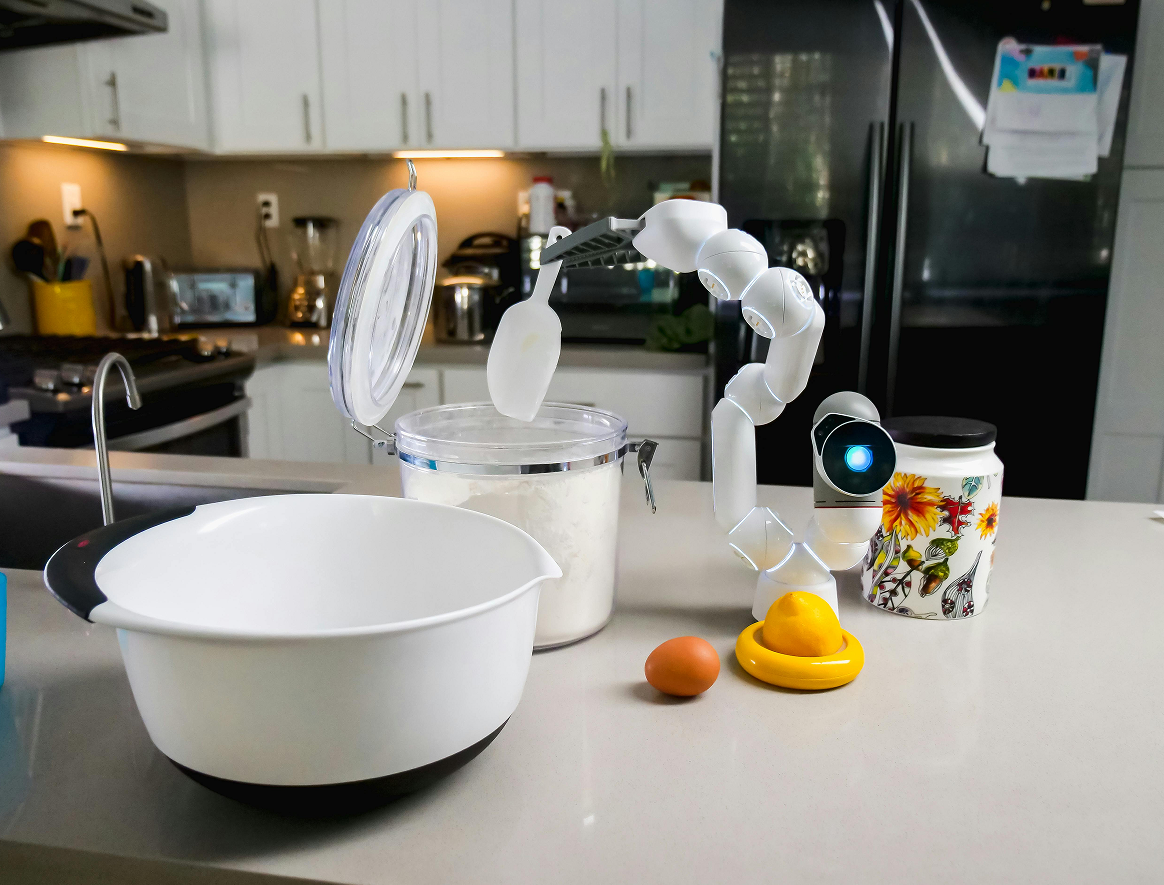 量产元年启动！机器人+”行动加速新基深耕智造升级核心资产(图3)