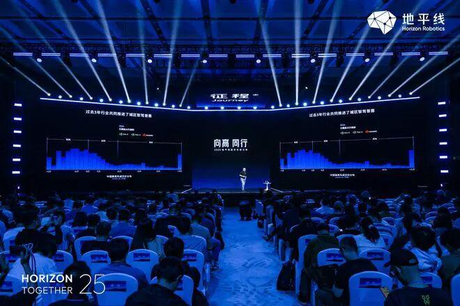 余凯灵魂拷问如何让10万级国民车拥抱高阶智驾(图2)